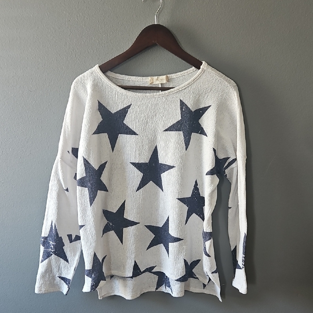 Altar'd State Cream Knit Top Cream Blue Stars Lightweight High Low Spring